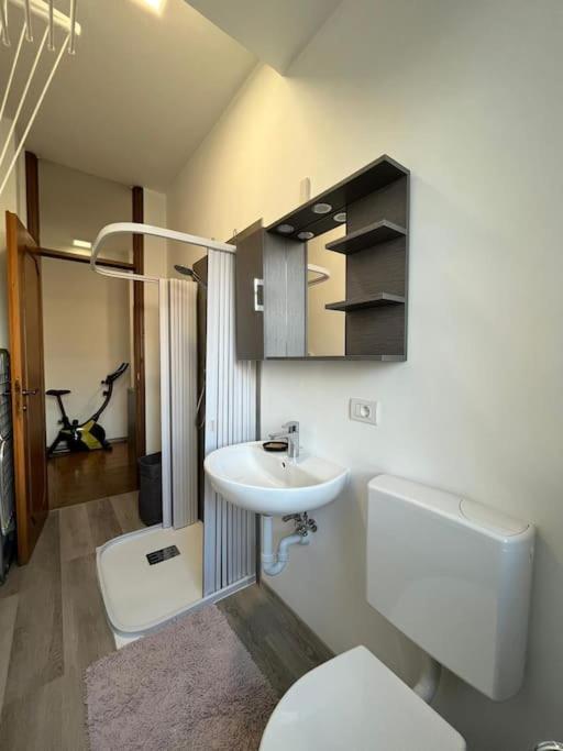 Bondoneroom For Families With Wifi Apartment